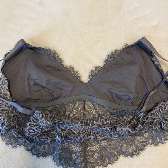 Aerie Bralette - Picture 3 of 5